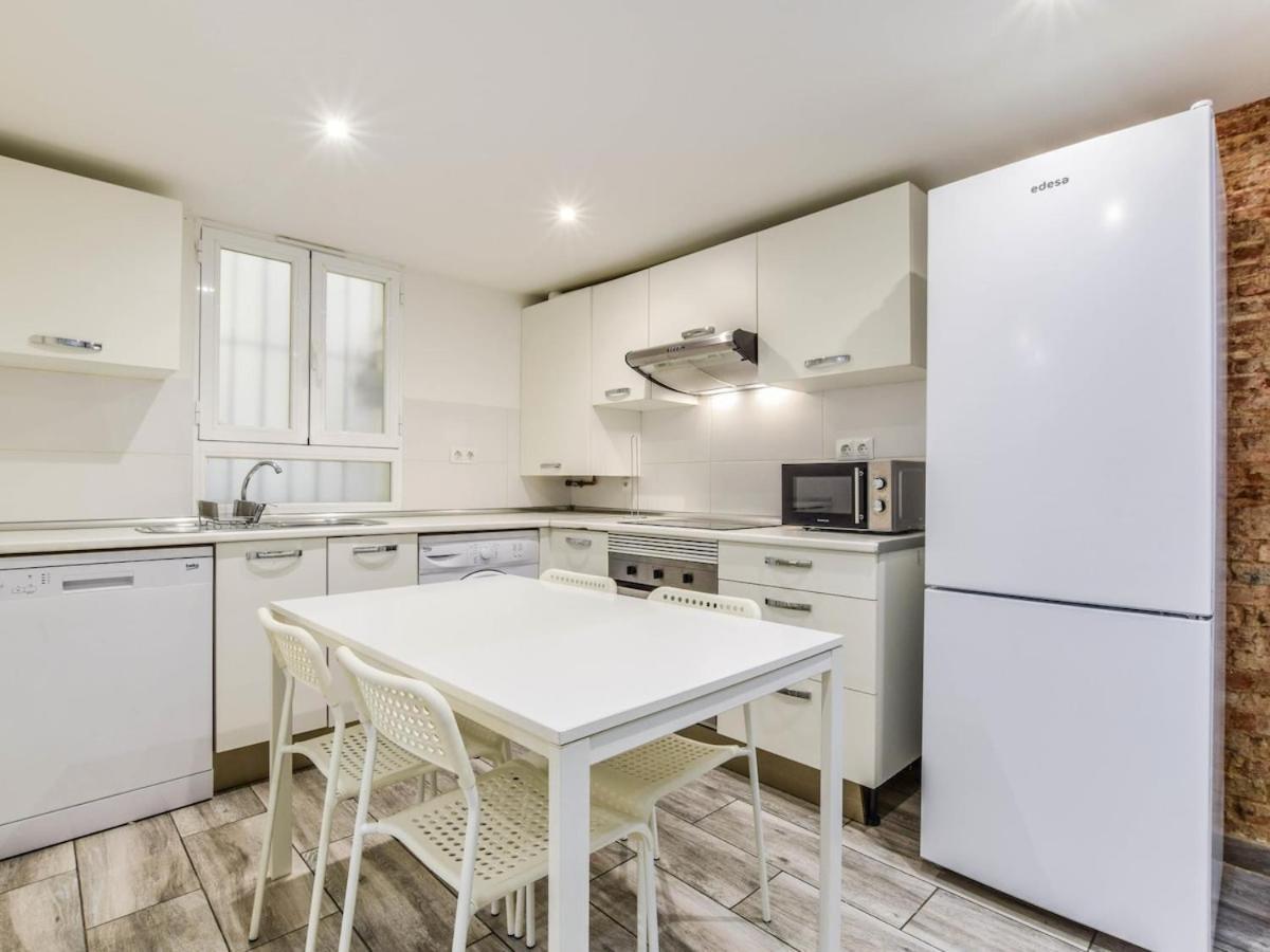 Apartamento En Cuatro Caminos Para 6 Personas Alquiler Temporal Мадрид Экстерьер фото